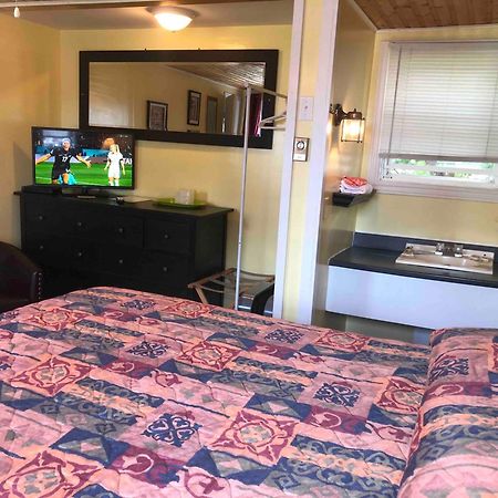 Lakelawn B&B And Motel Yarmouth Ngoại thất bức ảnh