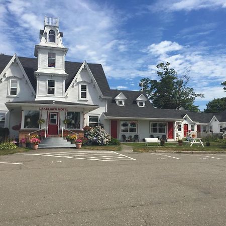 Lakelawn B&B And Motel Yarmouth Ngoại thất bức ảnh