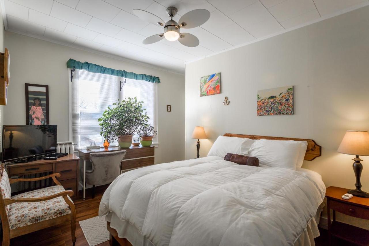 Lakelawn B&B And Motel Yarmouth Ngoại thất bức ảnh