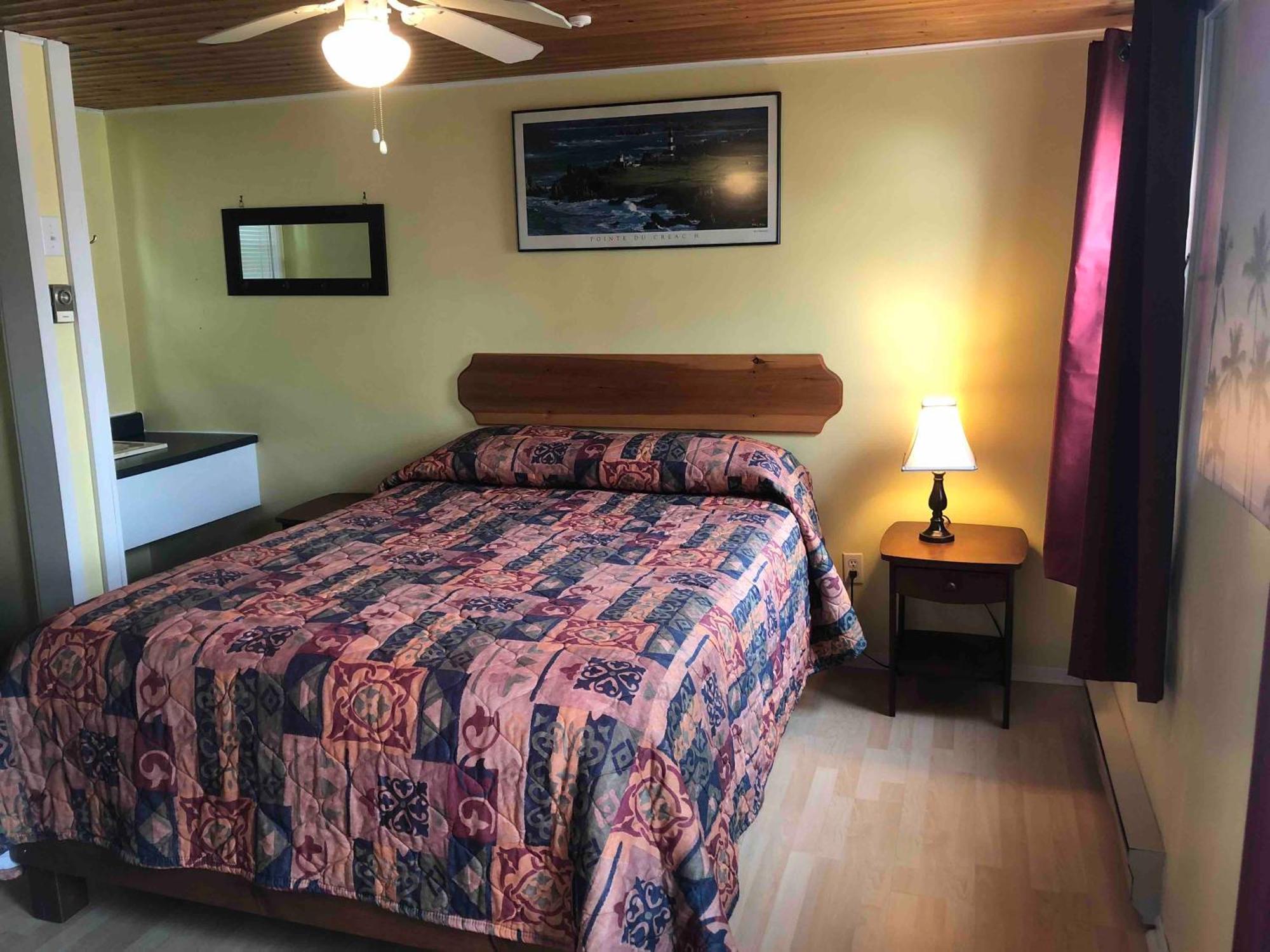 Lakelawn B&B And Motel Yarmouth Ngoại thất bức ảnh
