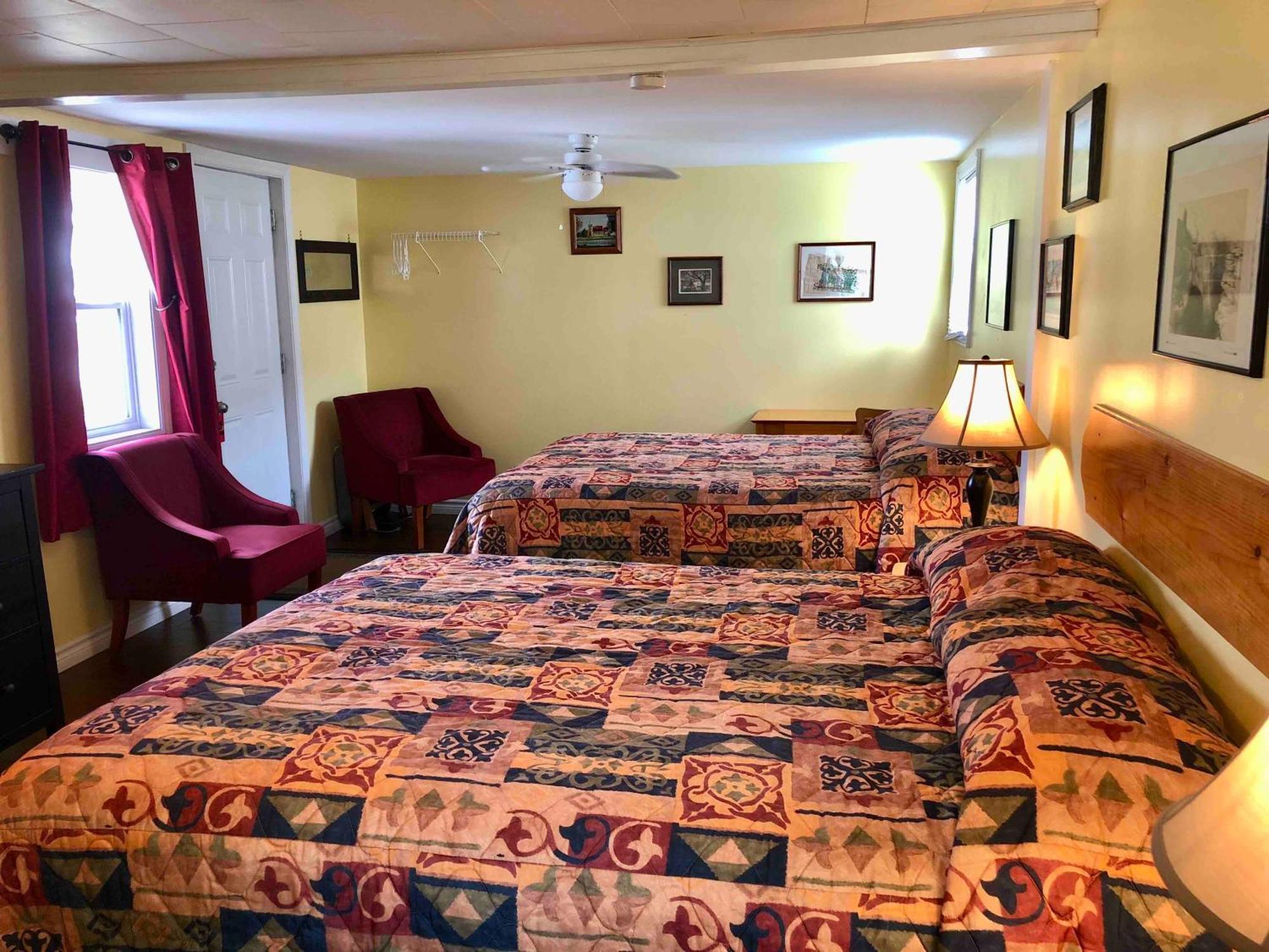 Lakelawn B&B And Motel Yarmouth Ngoại thất bức ảnh