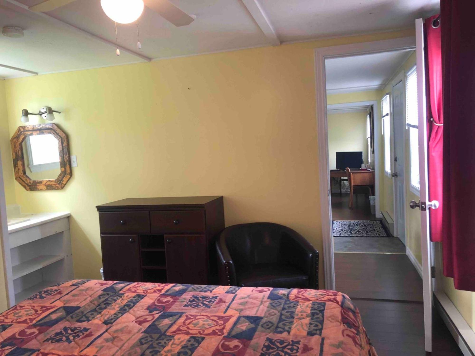 Lakelawn B&B And Motel Yarmouth Ngoại thất bức ảnh