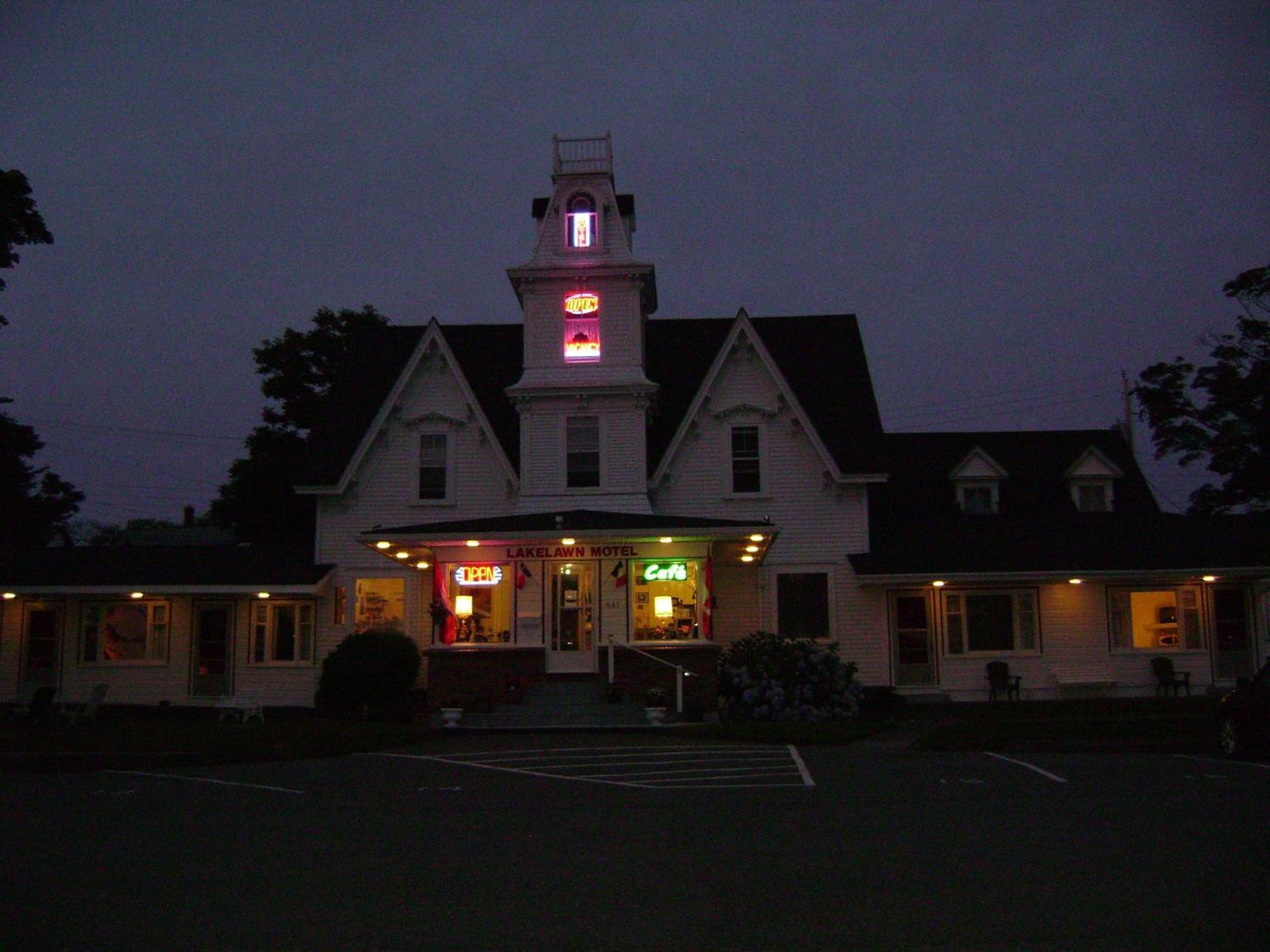 Lakelawn B&B And Motel Yarmouth Ngoại thất bức ảnh